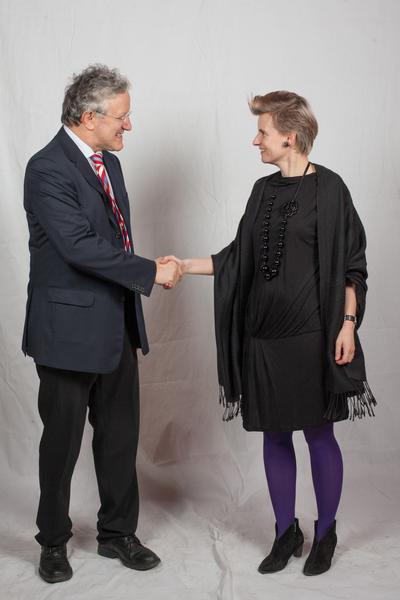 "MQ Menschenkette" (Mi, 9.1.2012 - Neujahrsempfang Museumsquartier Wien) Foto: <a href="http://eSeL.at" rel="noreferrer nofollow">eSeL.at</a> Foto: eSeL.at