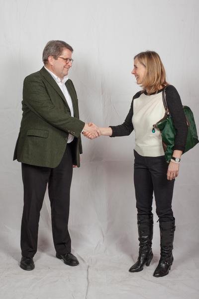 "MQ Menschenkette" (Mi, 9.1.2012 - Neujahrsempfang Museumsquartier Wien) Foto: <a href="http://eSeL.at" rel="noreferrer nofollow">eSeL.at</a> Foto: eSeL.at