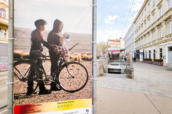 Klima Biennale 2026: "Funny Games" - River Claure "A cuenta de tres, lo destruimos todo" (div. Standorte, seit 8.4.2026) Foto: eSeL.at - Joanna Pianka
