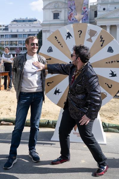 (No) Funny Games Opening - Klima Biennale 2026 (Kaorle Karlsplatz, 09.04.2026) Foto: eSeL.at - Sarah Tasha