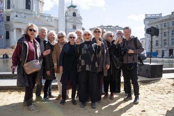 (No) Funny Games Opening - Klima Biennale 2026 (Kaorle Karlsplatz, 09.04.2026) Foto: eSeL.at - Sarah Tasha