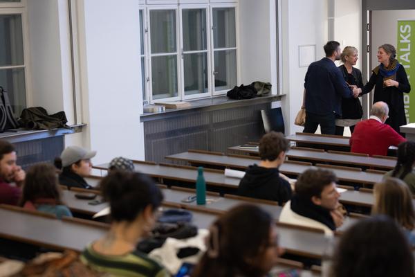 Novembertalks 2025: Maike van Stiphout, DSLA (Tu Wien Architektur &amp; Raumplanung, 3.11.2025) Foto: eSeL.at - Lorenz Seidler