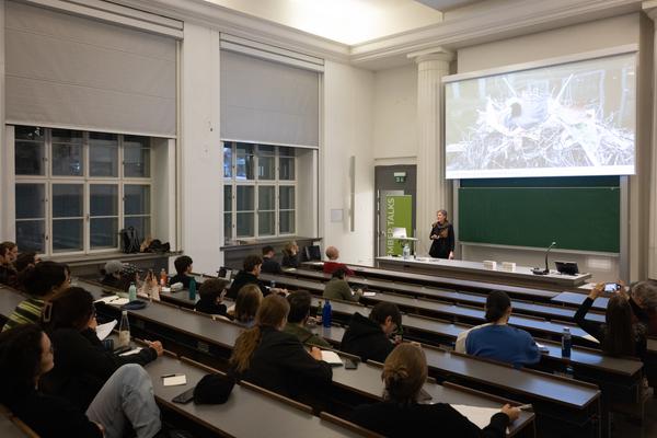 Novembertalks 2025: Maike van Stiphout, DSLA (Tu Wien Architektur &amp; Raumplanung, 3.11.2025) Foto: eSeL.at - Lorenz Seidler