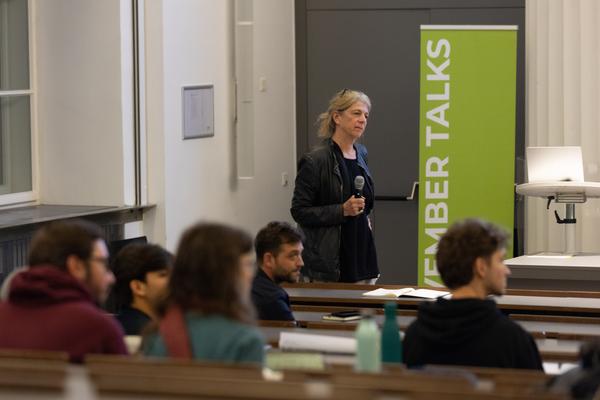Novembertalks 2025: Maike van Stiphout, DSLA (Tu Wien Architektur &amp; Raumplanung, 3.11.2025) Foto: eSeL.at - Lorenz Seidler