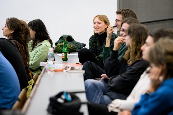 Novembertalks 2025: Joyce van den Berg, Studio Berg (Tu Wien Architektur &amp; Raumplanung, 10.11.2025) Foto: eSeL.at - Joanna Pianka