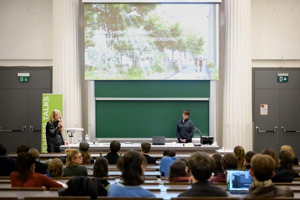Novembertalks 2025: Joyce van den Berg, Studio Berg (Tu Wien Architektur &amp; Raumplanung, 10.11.2025) Foto: eSeL.at - Joanna Pianka