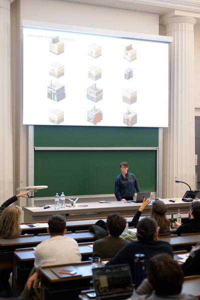 Novembertalks 2025: Joyce van den Berg, Studio Berg (Tu Wien Architektur &amp; Raumplanung, 10.11.2025) Foto: eSeL.at - Joanna Pianka