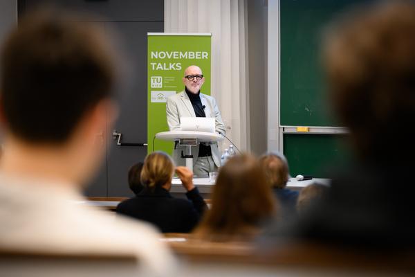 Novembertalks 2025: Konrad Rothfuchs, Argus (TU Wien Architektur &amp; Raumplanung, 01.12.2025) Foto: eSeL.at - Joanna Pianka