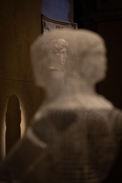 Oliver Laric &quot;Schwellenwesen&quot; (KHM Antikensammlung, 6.11.2025 - 15.2.2026) Foto: eSeL.at - Lorenz Seidler