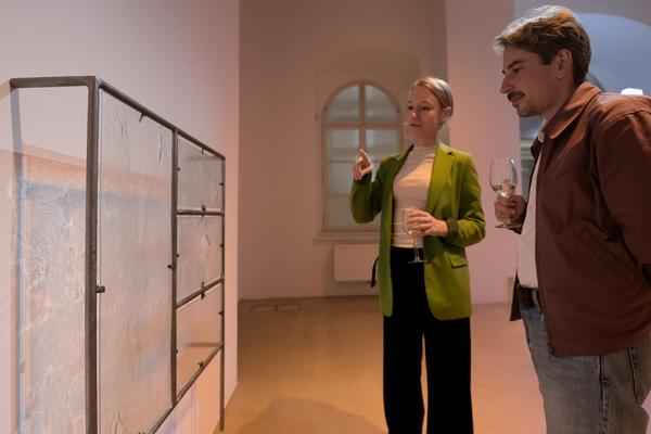 On a tongue’s tip, at a world’s lip (Kunstraum Niederösterreich, 02.09. - 08.11.2025) Foto: eSeL.at - Joanna Pianka