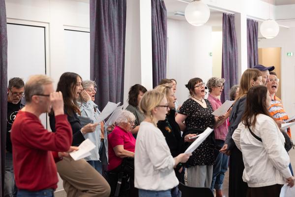 Community Outreach: Chor der schönen Aussichten @ Open House (Belvedere 21, 26.4.2026) Foto: eSeL.at - Lorenz Seidler