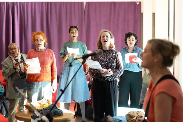 Community Outreach: Chor der schönen Aussichten @ Open House (Belvedere 21, 26.4.2026) Foto: eSeL.at - Lorenz Seidler