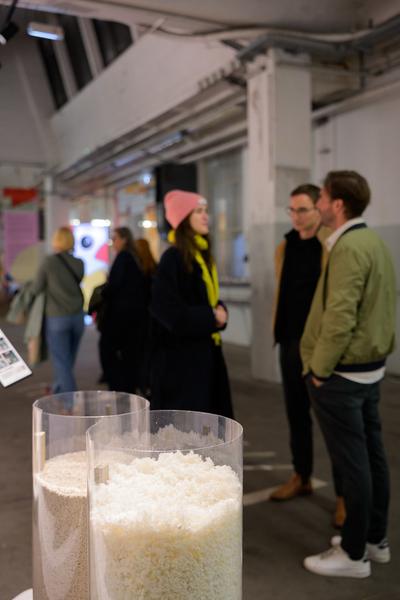 Opening Party VIENNA DESIGN WEEK 2025 (Festivalzentrale, 25.09.2025) Foto: eSeL.at / ViennaDesignWeek - Joanna Pianka
