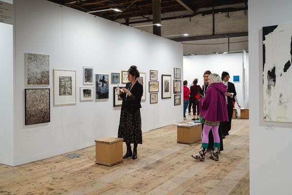 Paper Positions Vienna 2025 - Jünger / St. Gertrude (Semperdepot, 13.11.2025) Foto: eSeL.at - Robert Puteanu