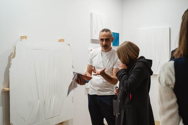 Paper Positions Vienna 2025 - Galerie Michaela Stock(Semperdepot, 13.11.2025) Foto: eSeL.at - Robert Puteanu