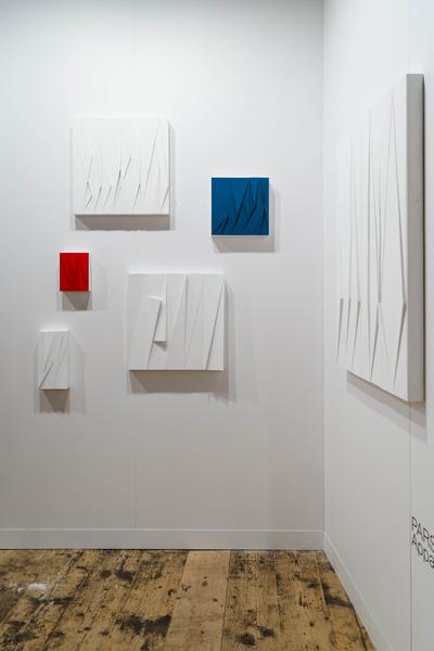 Paper Positions Vienna 2025 - Galerie Michaela Stock(Semperdepot, 13.11.2025) Foto: eSeL.at - Robert Puteanu