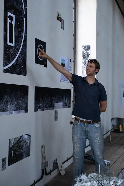 Parcours - Abschlussarbeiten 2026 (Akademie der bildenden Künste Wien - Atelierhaus, 23.06 - 05.07.2026) Foto: eSeL.at - Sarah Tasha