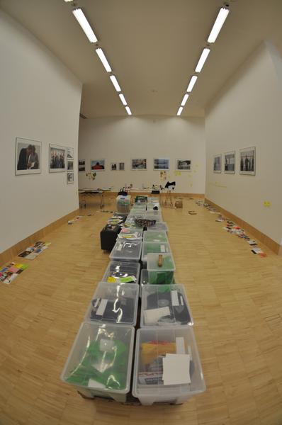 Die Sammlung eSeL. Aufbau (bis 4.5.2016, Essl Museum) Foto: Marlin Essl