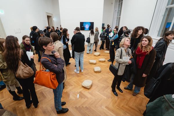 perhaps elsewhere (Akademie der bildenden Künste / Exhibit Studio, 05.11. - 14.12.2025) Foto: eSeL.at - Robert Puteanu