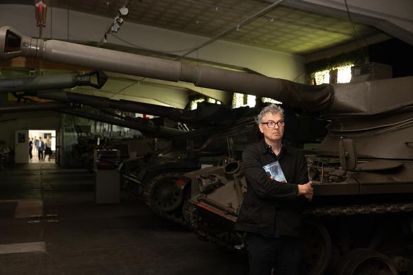 Vienna Digital Cultures: Peter Kutin "Para Bellum" (hgm Panzerhalle, 21.5. - 24.5.2026) Foto: eSeL.at - Lorenz Seidler