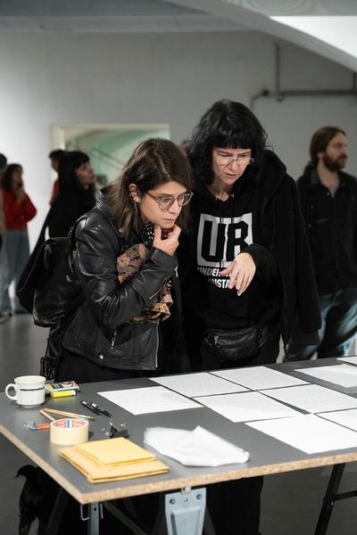 piercing through (das weisse haus, 08.11.2025 - 24.01.2026) Foto: eSeL.at - Sarah Tasha