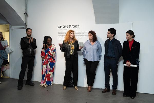 piercing through (das weisse haus, 08.11.2025 - 24.01.2026) Foto: eSeL.at - Sarah Tasha