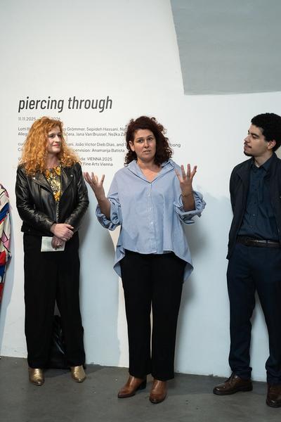 piercing through (das weisse haus, 08.11.2025 - 24.01.2026) Foto: eSeL.at - Sarah Tasha