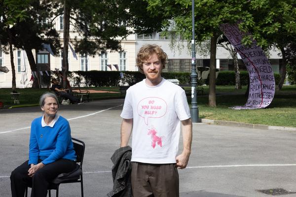 Platz nehmen #5 "Let´s stick with the Unicorns" (Akademie @ Schillerplatz, 13.5.2026) Foto: eSeL.at - Lorenz Seidler