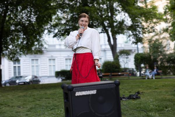 Klara Haug "Wien Holding´s favourite things" @ Platz nehmen #5 "Let´s stick with the Unicorns" (Akademie @ Schillerplatz, 13.5.2026) Foto: eSeL.at - Lorenz Seidler