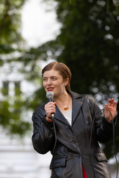 Klara Haug "Wien Holding´s favourite things" @ Platz nehmen #5 "Let´s stick with the Unicorns" (Akademie @ Schillerplatz, 13.5.2026) Foto: eSeL.at - Lorenz Seidler