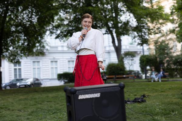 Klara Haug "Wien Holding´s favourite things" @ Platz nehmen #5 "Let´s stick with the Unicorns" (Akademie @ Schillerplatz, 13.5.2026) Foto: eSeL.at - Lorenz Seidler