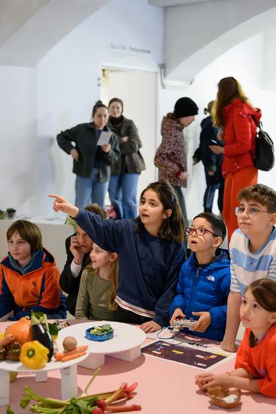 Playing food: Wie isst die Welt von morgen? (das weisse haus, 17.04. – 20.06.2026) Foto: eSeL.at - Joanna Pianka