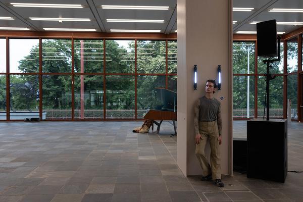 "Janus" Von Katrin Hornek und Karin Pauer (Public Program @ Belvedere 21, 20.6. &amp; 21.6.2025) Foto: eSeL.at - Lorenz Seidler