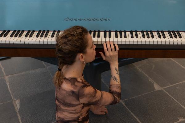 "Janus" Von Katrin Hornek und Karin Pauer (Public Program @ Belvedere 21, 20.6. &amp; 21.6.2025) Foto: eSeL.at - Lorenz Seidler