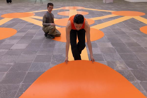 "Janus" Von Katrin Hornek und Karin Pauer (Public Program @ Belvedere 21, 20.6. &amp; 21.6.2025) Foto: eSeL.at - Lorenz Seidler