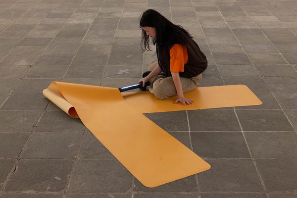 "Janus" Von Katrin Hornek und Karin Pauer (Public Program @ Belvedere 21, 20.6. &amp; 21.6.2025) Foto: eSeL.at - Lorenz Seidler