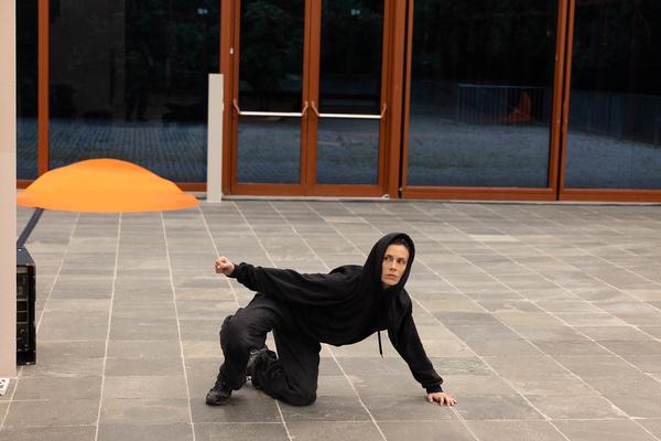"Janus" Von Katrin Hornek und Karin Pauer (Public Program @ Belvedere 21, 20.6. &amp; 21.6.2025) Foto: eSeL.at - Lorenz Seidler