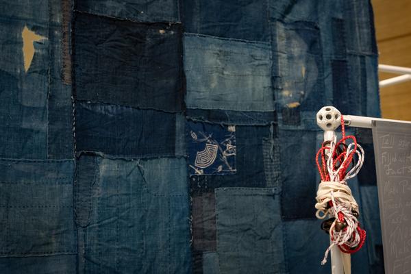 Ralo Mayer &quot;47 Stoffe&quot; (Landesgalerie Burgenland, 25.10.2025 - 25.1.2026) Foto: eSeL.at - Lorenz Seidler