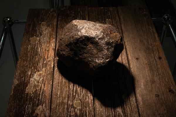 Ralo Mayer &quot;47 Stoffe&quot; (Landesgalerie Burgenland, 25.10.2025 - 25.1.2026) Foto: eSeL.at - Lorenz Seidler