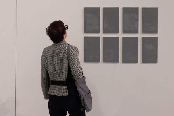 Ralo Mayer &quot;47 Stoffe&quot; (Landesgalerie Burgenland, 25.10.2025 - 25.1.2026) Foto: eSeL.at - Lorenz Seidler