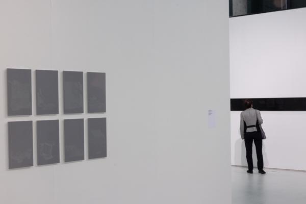 Ralo Mayer &quot;47 Stoffe&quot; (Landesgalerie Burgenland, 25.10.2025 - 25.1.2026) Foto: eSeL.at - Lorenz Seidler