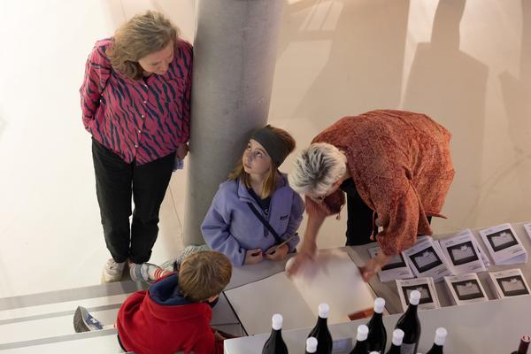 Ralo Mayer &quot;47 Stoffe&quot; (Landesgalerie Burgenland, 25.10.2025 - 25.1.2026) Foto: eSeL.at - Lorenz Seidler