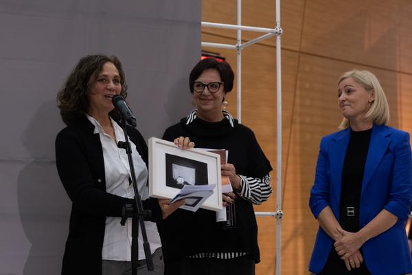 Ralo Mayer &quot;47 Stoffe&quot; (Landesgalerie Burgenland, 25.10.2025 - 25.1.2026) Foto: eSeL.at - Lorenz Seidler