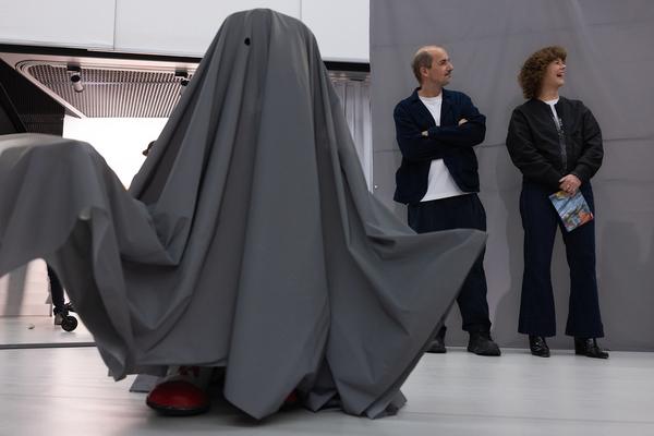 Ralo Mayer &quot;47 Stoffe&quot; (Landesgalerie Burgenland, 25.10.2025 - 25.1.2026) Foto: eSeL.at - Lorenz Seidler