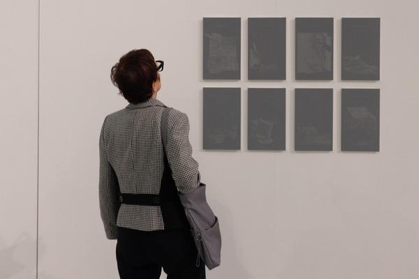 Ralo Mayer "47 Stoffe" (Landesgalerie Burgenland, 25.10.2025 - 25.1.2026) Foto: eSeL.at - Lorenz Seidler