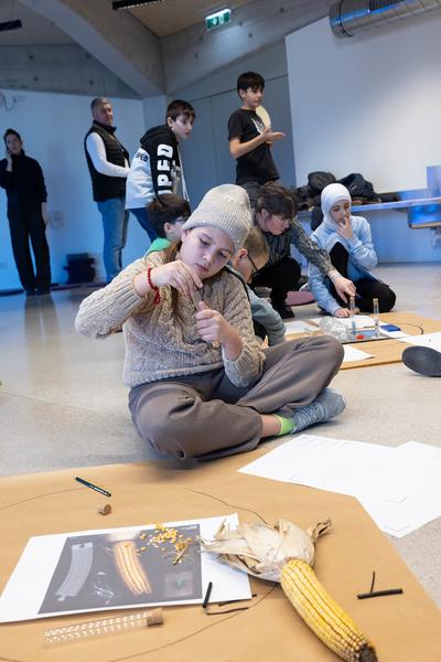 ReGenerativa: Ronja Grossar &quot;Kreisläufe&quot;  (Kinder Kunst Labor, 19.11.2025) Foto: eSeL.at - Lorenz Seidler