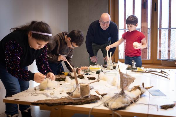 ReGenerativa: Herwig Turk &quot;Wasser&quot; (Kinder Kunst Labor, 19.11.2025) Foto: eSeL.at - Lorenz Seidler