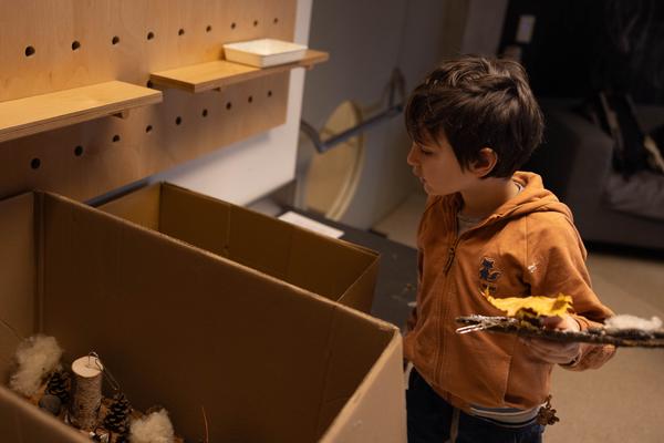 ReGenerativa: Herwig Turk &quot;Wasser&quot; (Kinder Kunst Labor, 19.11.2025) Foto: eSeL.at - Lorenz Seidler