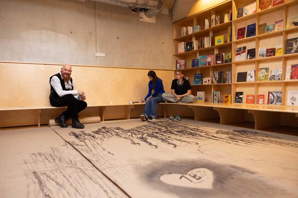 ReGenerativa: Andreas Hoffer &quot;Wald/Holz&quot; (Kinder Kunst Labor, 19.11.2025) Foto: eSeL.at - Lorenz Seidler