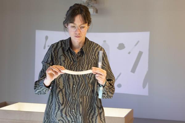 ReGenerativa: Ronja Grossar &quot;Kreisläufe&quot;  (Kinder Kunst Labor, 19.11.2025) Foto: eSeL.at - Lorenz Seidler